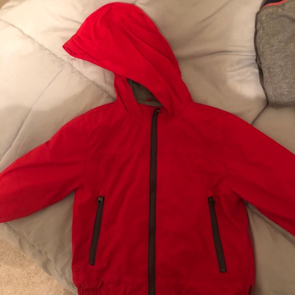 NEW GAP DOTTED WINDBREAKER JACKET SIZE 4T 5T